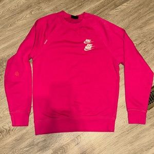 LIKE NEW LIMITED EDITION NIKE CREW!!